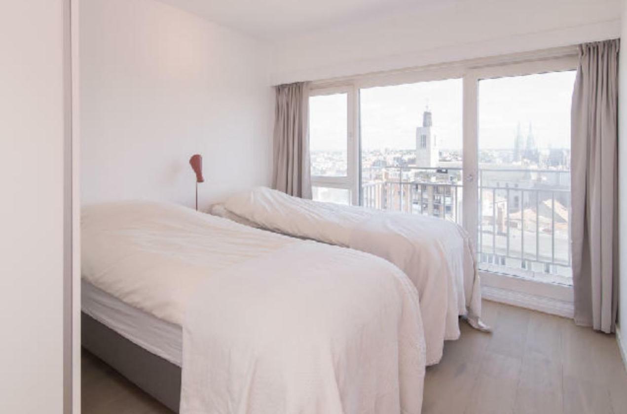 Sea And City View With Double Terrace Flat C Oostende Exterior foto